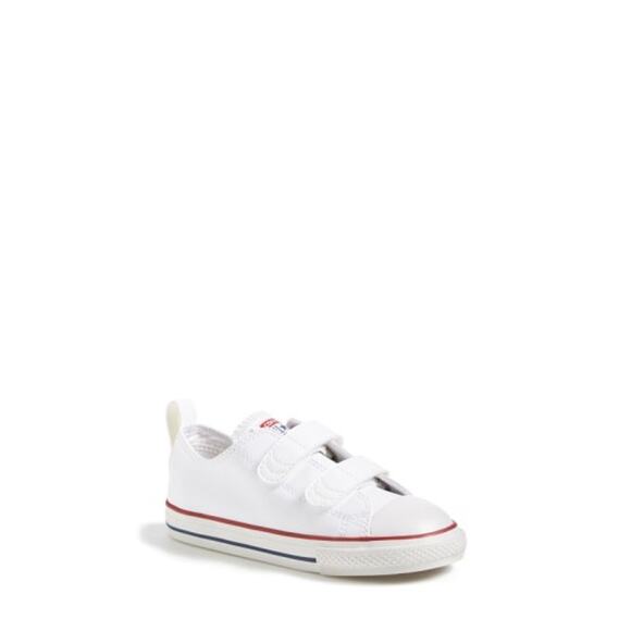 NWT Converse Kids' Chuck Taylor All Star 2V, White, 5 Toddler - Picture 1 of 1